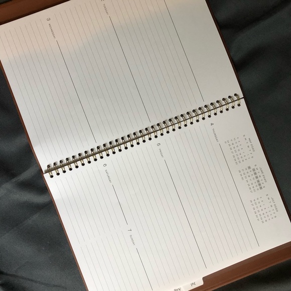 ✨ Leather Spiral Planner ✨ - Picture 3 of 5